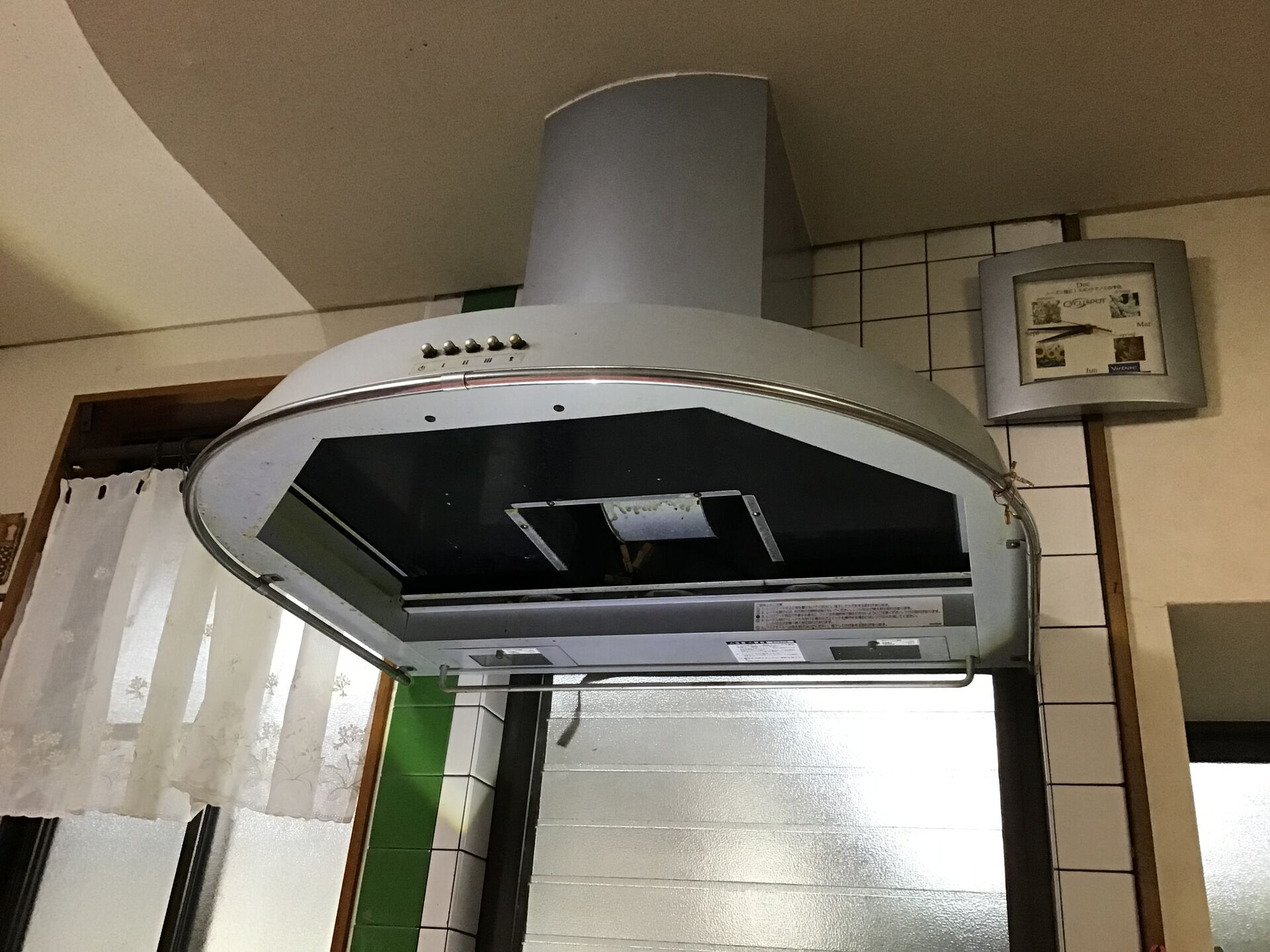 キッチンの換気扇（レンジフード）のフィルターは必要か？！